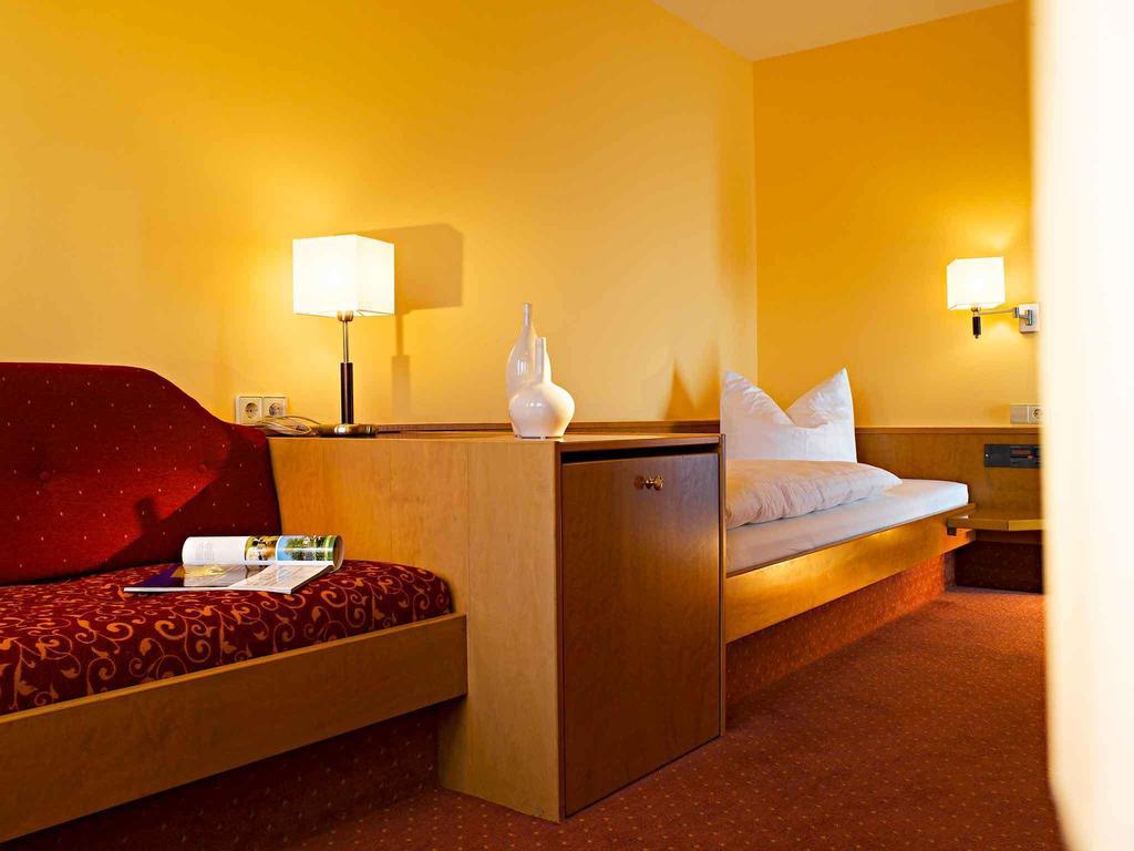 Hotel Neckartal Köngen 部屋 写真