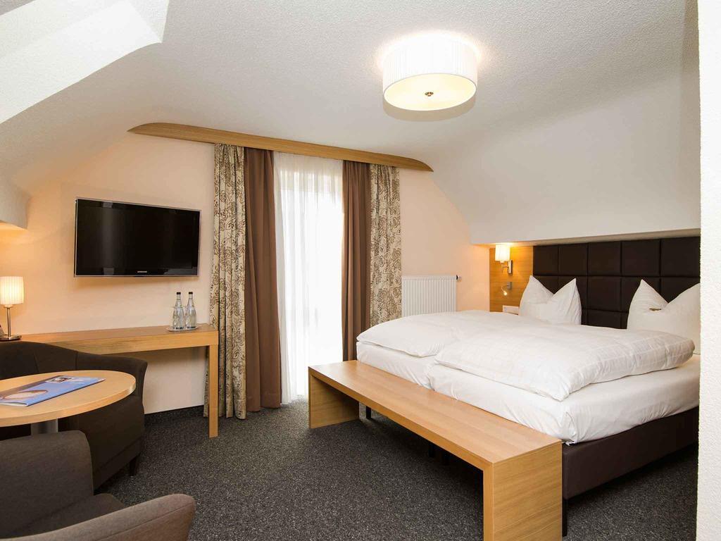 Hotel Neckartal Köngen 部屋 写真